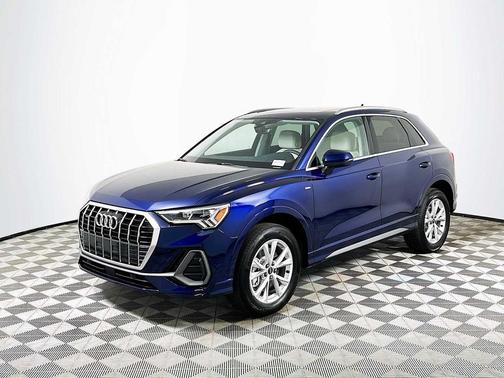 2025 Audi Q3 Premium