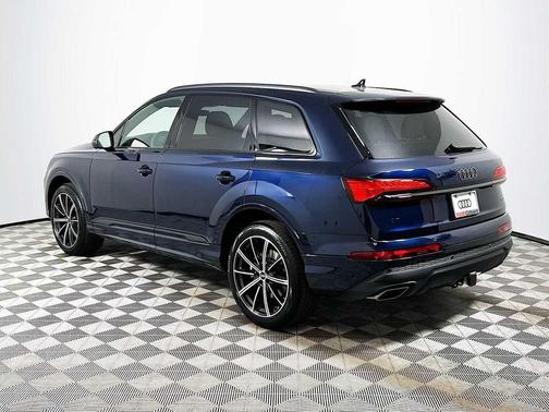 2026 Audi Q7 45 Premium Plus