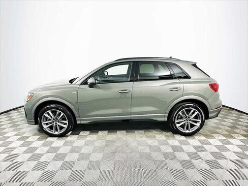 2025 Audi Q3 Premium 45 TFSI S line quattro Tiptronic