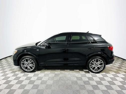 2025 Audi Q3 45 S line Premium Plus