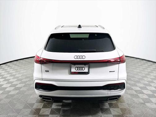2025 Audi Q5 Premium Plus