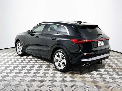 2025 Audi Q5 Prestige