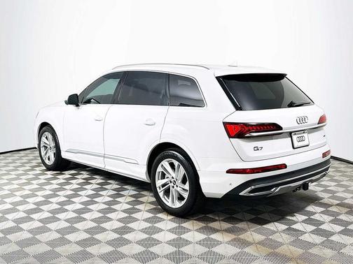 2023 Audi Q7 55 Prestige