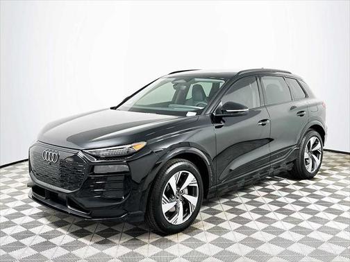 2025 Audi Q6 e-tron Prestige quattro