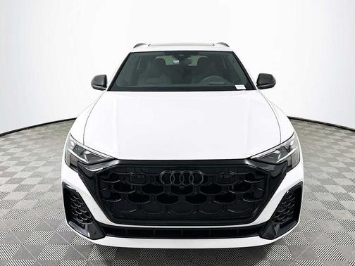 2026 Audi SQ8 4.0T Prestige