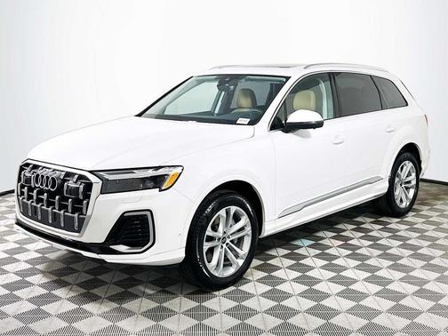 2026 Audi Q7 45 Premium Plus