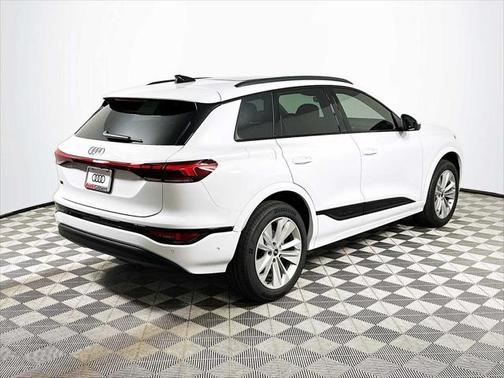 2025 Audi Q6 e-tron Premium