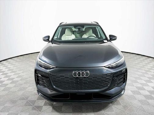 2025 Audi Q6 e-tron Prestige quattro