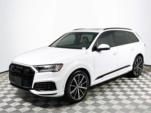 2021 Audi Q7 55 Premium Plus