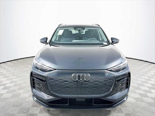 2025 Audi Q6 e-tron Premium Plus quattro