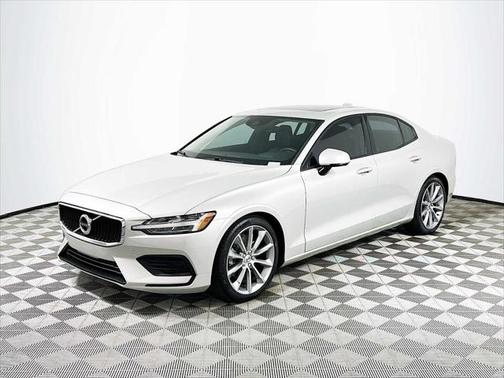 2019 Volvo S60 T5 Momentum