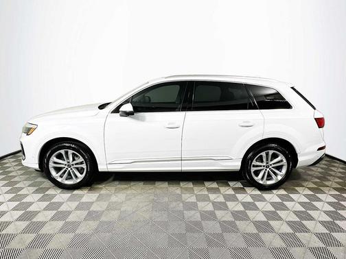 2025 Audi Q7 45 Premium