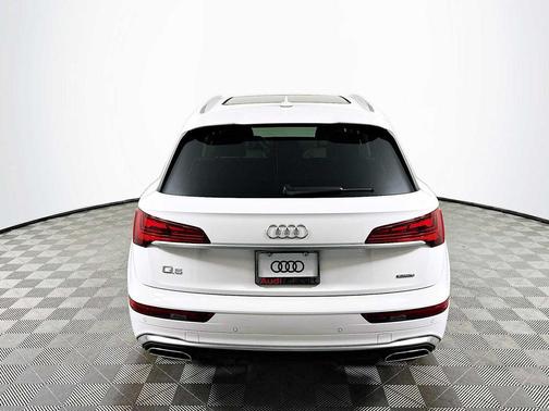 2024 Audi Q5 55 S line Premium