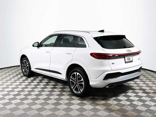 2025 Audi Q5 Premium Plus