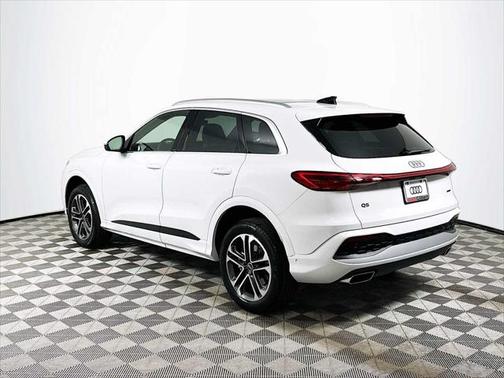 2025 Audi Q5 Premium Plus