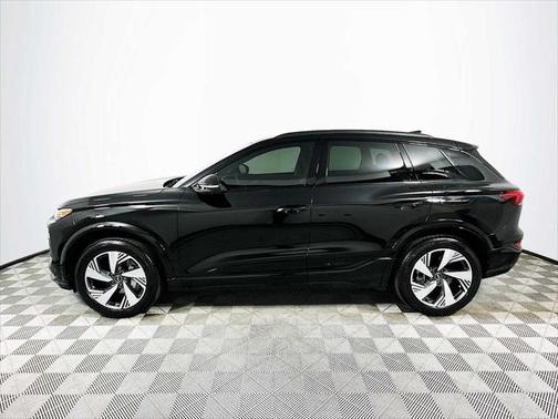 2025 Audi Q6 e-tron Premium Plus quattro