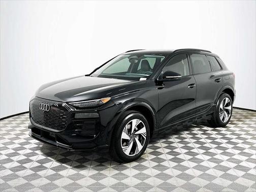 2025 Audi Q6 e-tron Premium Plus quattro