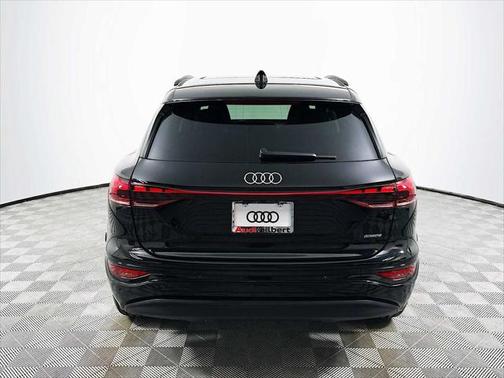 2025 Audi Q6 e-tron Premium Plus quattro