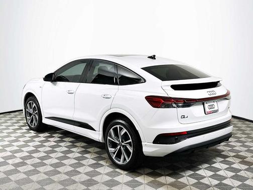 2024 Audi Q4 e-tron Prestige 50 quattro