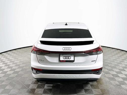 2024 Audi Q4 e-tron Prestige 50 quattro