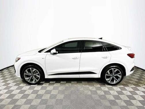 2024 Audi Q4 e-tron Prestige 50 quattro