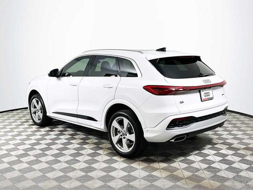 2025 Audi Q5 Premium Plus