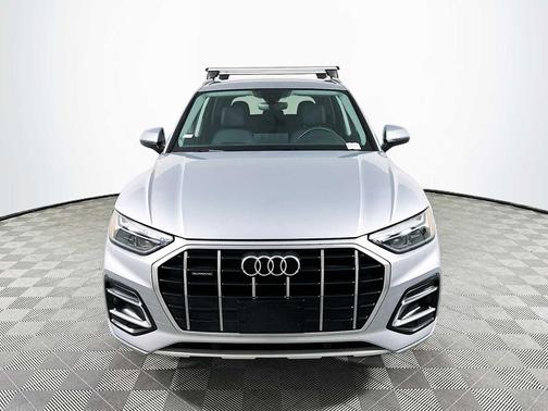 Florett Silver Metallic 2023 Audi Q5 40 Premium