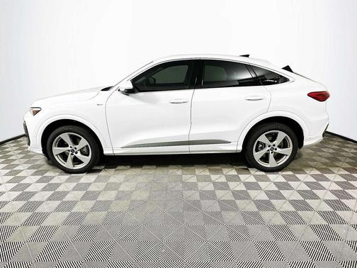 2025 Audi Q5 Sportback Premium plus