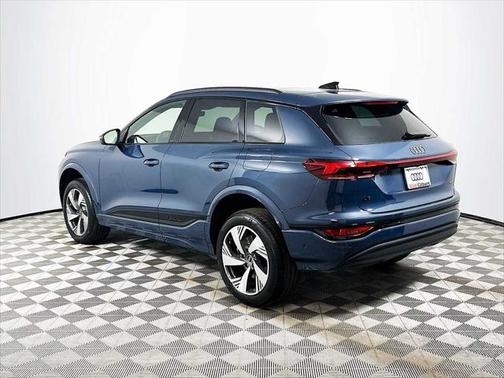 2025 Audi Q6 e-tron Prestige quattro