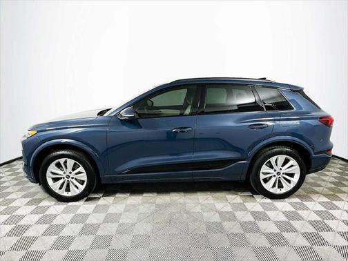 2025 Audi Q6 e-tron Premium
