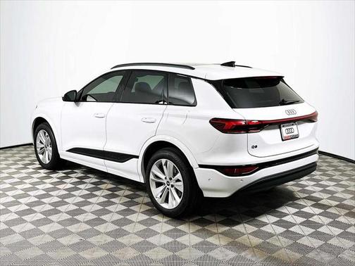 2025 Audi Q6 e-tron Premium