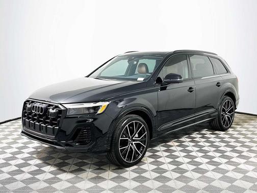 2025 Audi Q7 55 Premium Plus