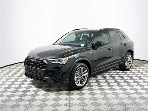 2025 Audi Q3 Premium 45 TFSI S line quattro Tiptronic