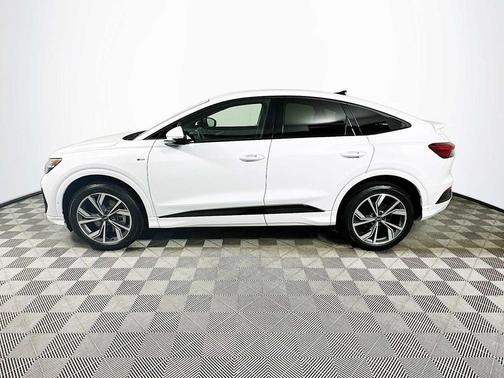 2023 Audi Q4 e-tron Prestige 50 quattro