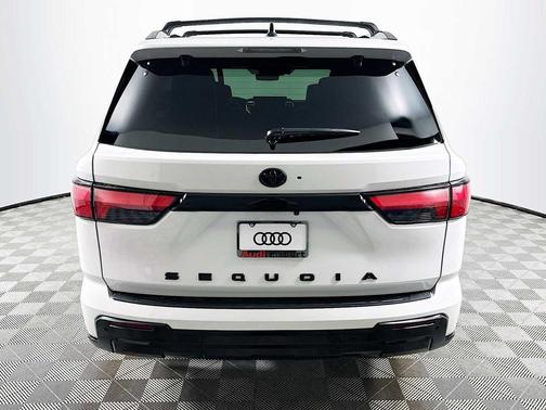 2024 Toyota Sequoia Platinum