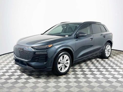 2025 Audi Q6 e-tron Premium Plus