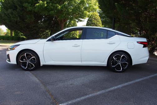 White 2026 Nissan Altima 2.5 SR