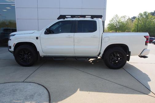 Glacier White 2026 Nissan Frontier SV