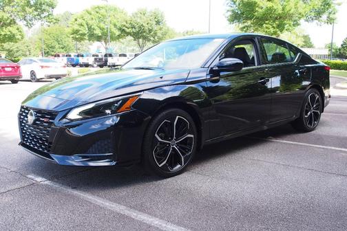 Black 2026 Nissan Altima 2.5 SR