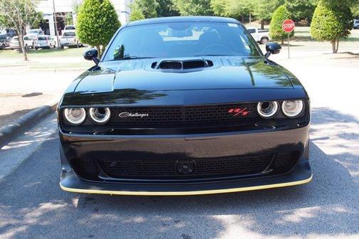 Pitch Black Clearcoat 2023 Dodge Challenger R/T Scat Pack