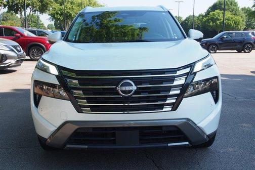 Everest White P 2024 Nissan Rogue SL