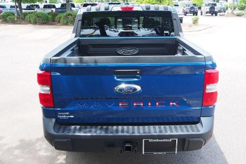 Blue Metallic 2024 Ford Maverick Lariat