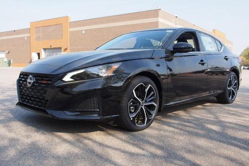 Black 2026 Nissan Altima 2.5 SR