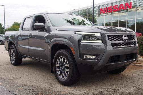 2025 Nissan Frontier SL