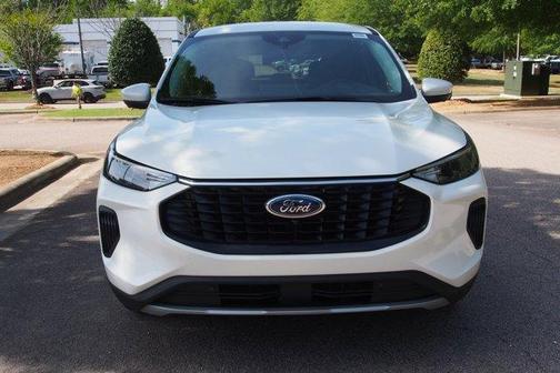 White Metallic 2023 Ford Escape Active