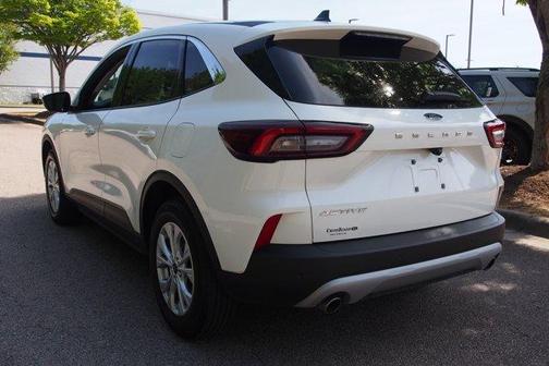 White Metallic 2023 Ford Escape Active