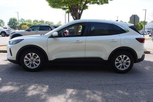 White Metallic 2023 Ford Escape Active