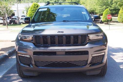 Metallic 2024 Jeep Grand Cherokee L Limited