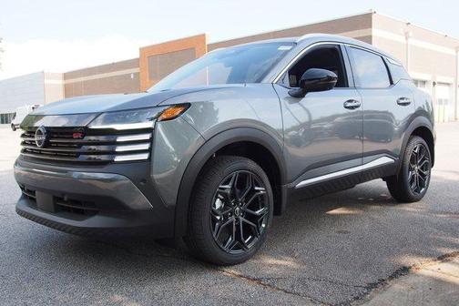 Gun Metallic 2026 Nissan Kicks SR