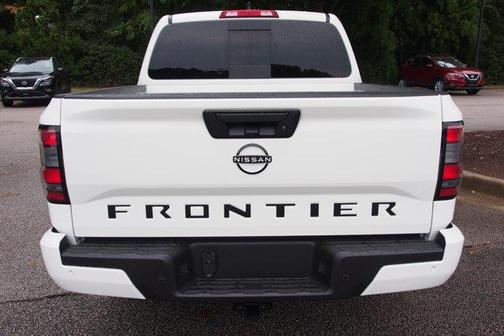 Glacier White 2026 Nissan Frontier SV